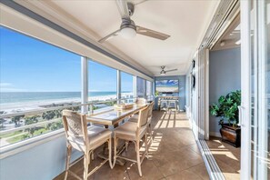 Dining - Spectacular Horizons West #404 with Beautiful Beach Views on Siesta Key (Sarasota)
