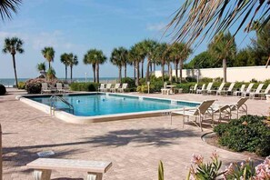 Unclassified image, 4 of 29, button - Horizons West #204 Stunning Beachfront Views on Siesta Key! (Sarasota)