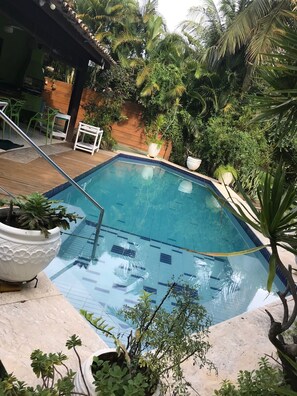 Piscine couverte, piscine extérieure