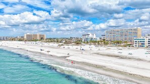 Beach - Horizons West #103 - Luxury Fully Equiped Condo on America's Best Beach! (Sarasota)