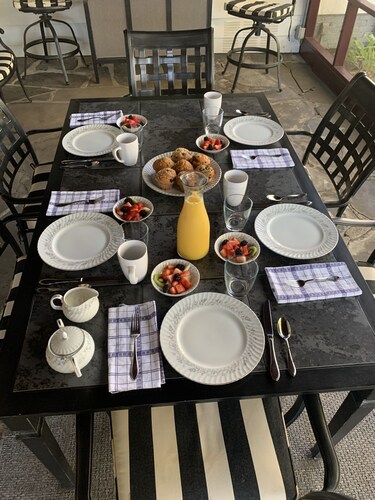 Centennial Inn Bed & Breakfast