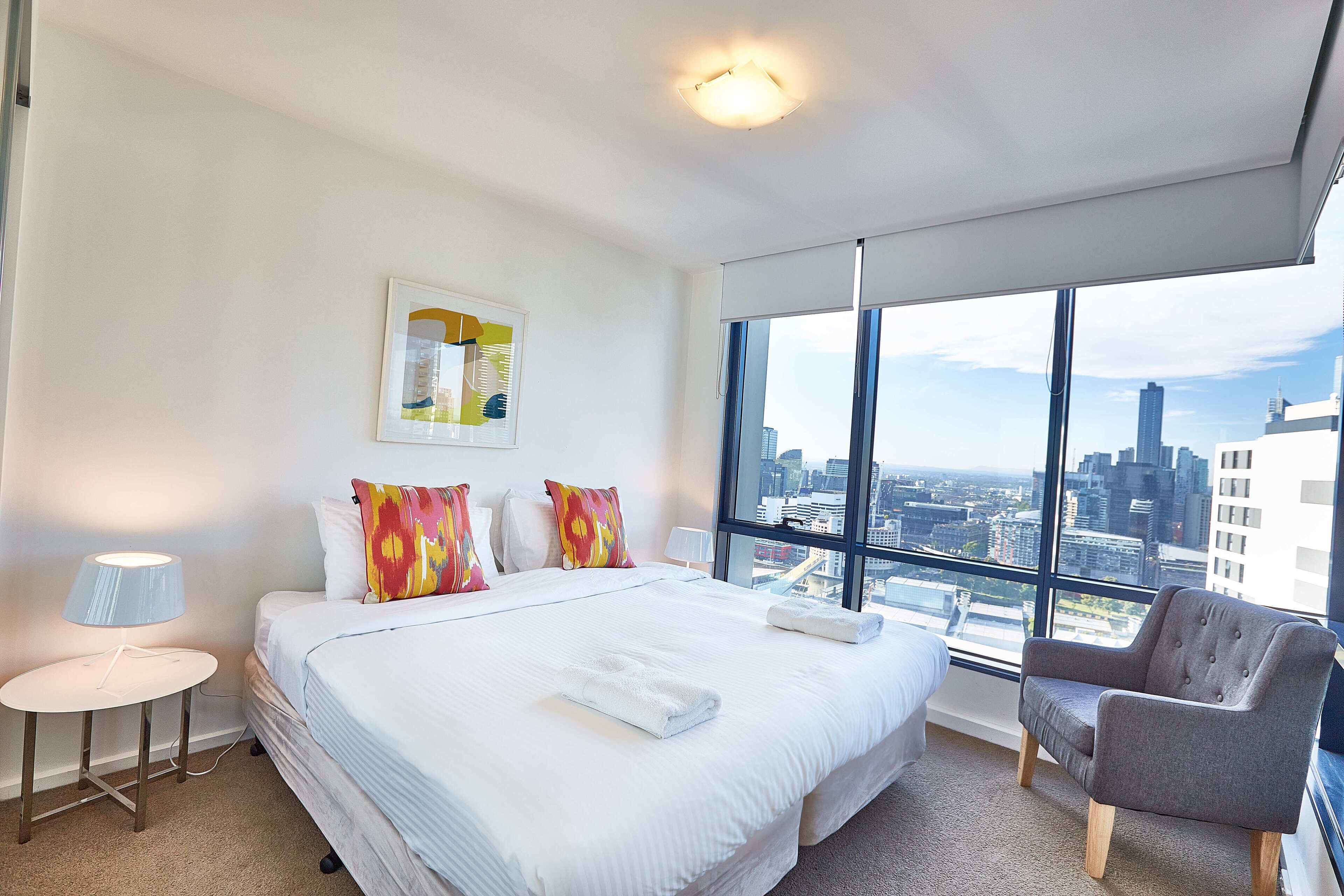 Exclusive Stays - MainPoint — image 11