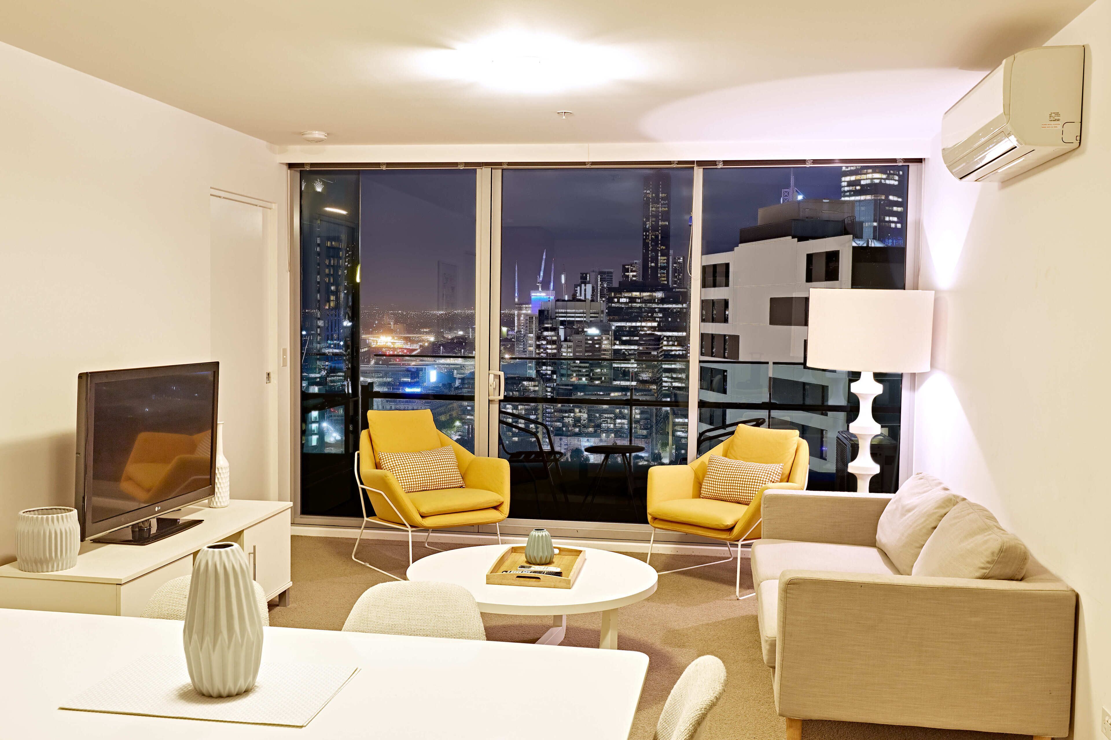 Exclusive Stays - MainPoint — image 5