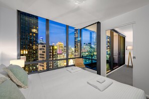 3 chambres, fer et planche à repasser, Wi-Fi gratuit, draps fournis