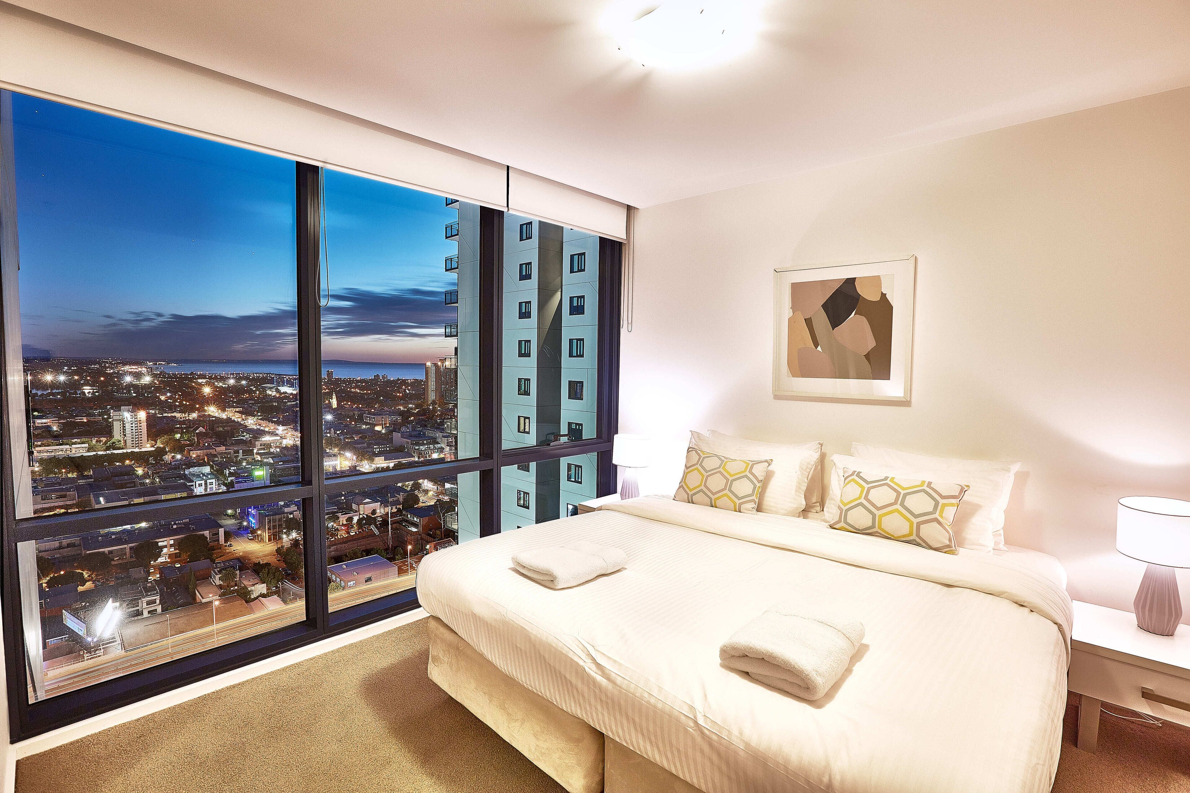 Exclusive Stays - MainPoint — image 15