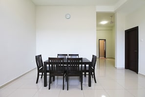 Enjoy meals in this cozy dining area with a large table and six chairs.