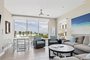 Unclassified image, 2 of 42, button