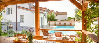 Villa Brioni - Luxury, Location and Convenience