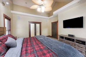 4 bedrooms, iron/ironing board, travel cot, WiFi