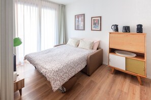 1 bedroom, iron/ironing board, travel crib, free WiFi - Laguna Boutique Apartments | 1-bedroom in Venice Mestre with balcony (Venezia)