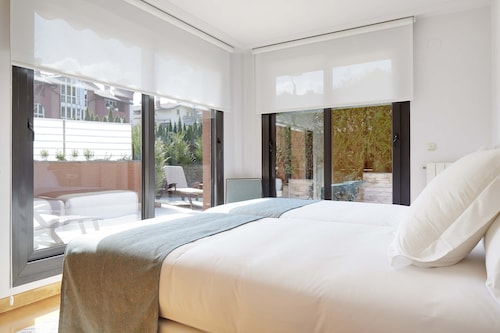 Peine del Viento by FeelFree Rentals