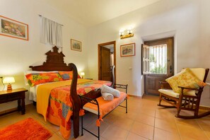 3 chambres, Wi-Fi gratuit, draps fournis