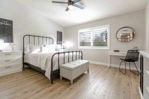 4 bedrooms, desk, iron/ironing board, travel cot