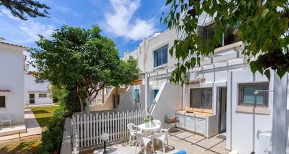 Two bedroom villa just a stroll away from the famous Fig Tree Bay.