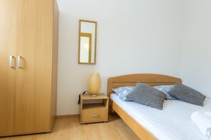 1 chambre, accès au Wi-Fi (inclus), literie fournie