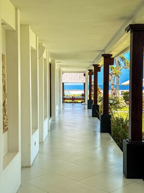 Interior - Bougain Villa - 5 Bedroom, Oceanfront villa inc. Chef (Negari, Banjarankan,)