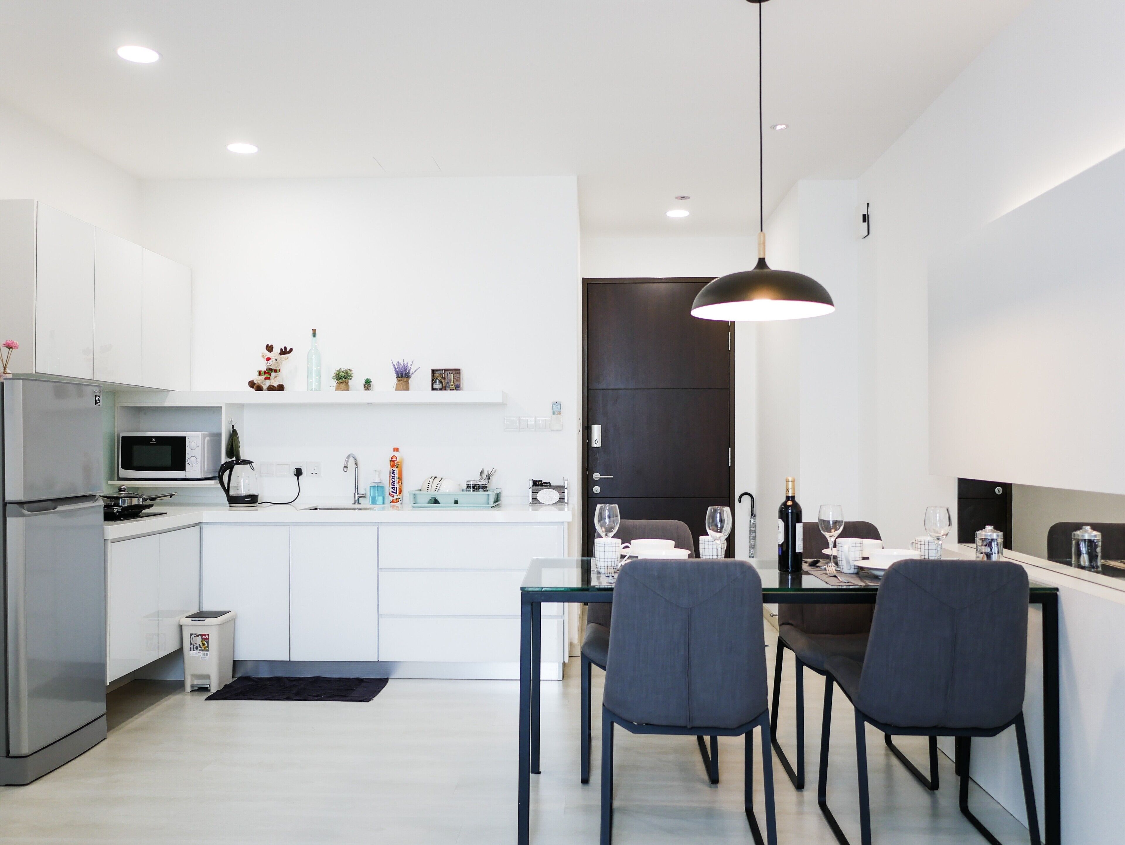 Fridge, coffee/tea maker, dining tables