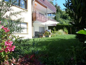 Property grounds - Wonderful lake view. Ideal starting point f. Cycling tours. (Sipplingen)