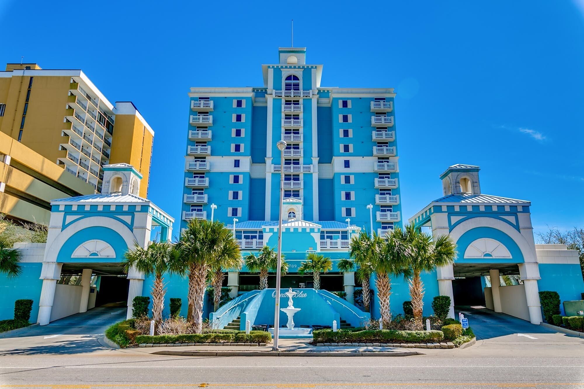 Ocean Blue 1002 - Oceanfront, Indoor Lazy River, Pool