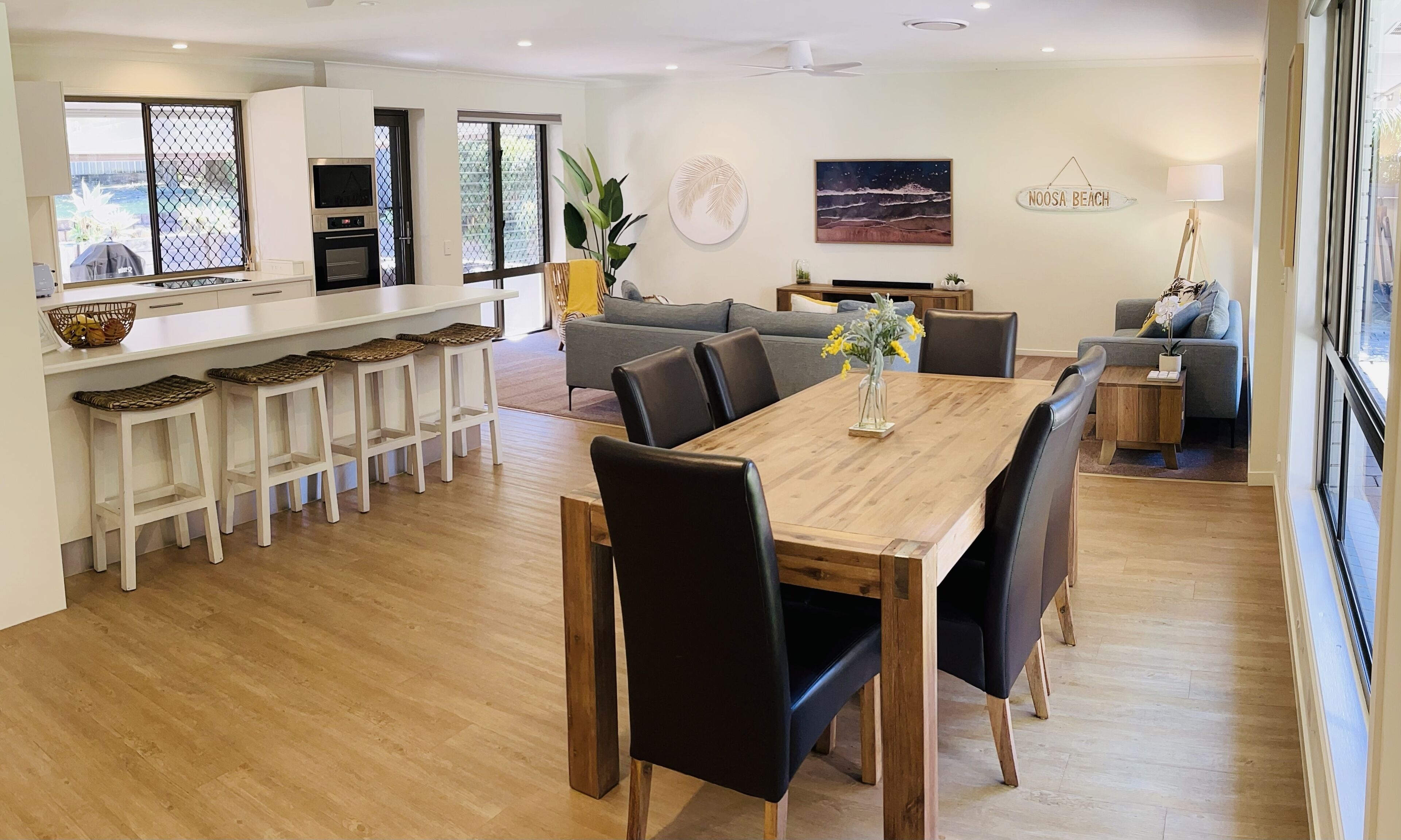 Endless Summer Beach Retreat: Noosa Heads