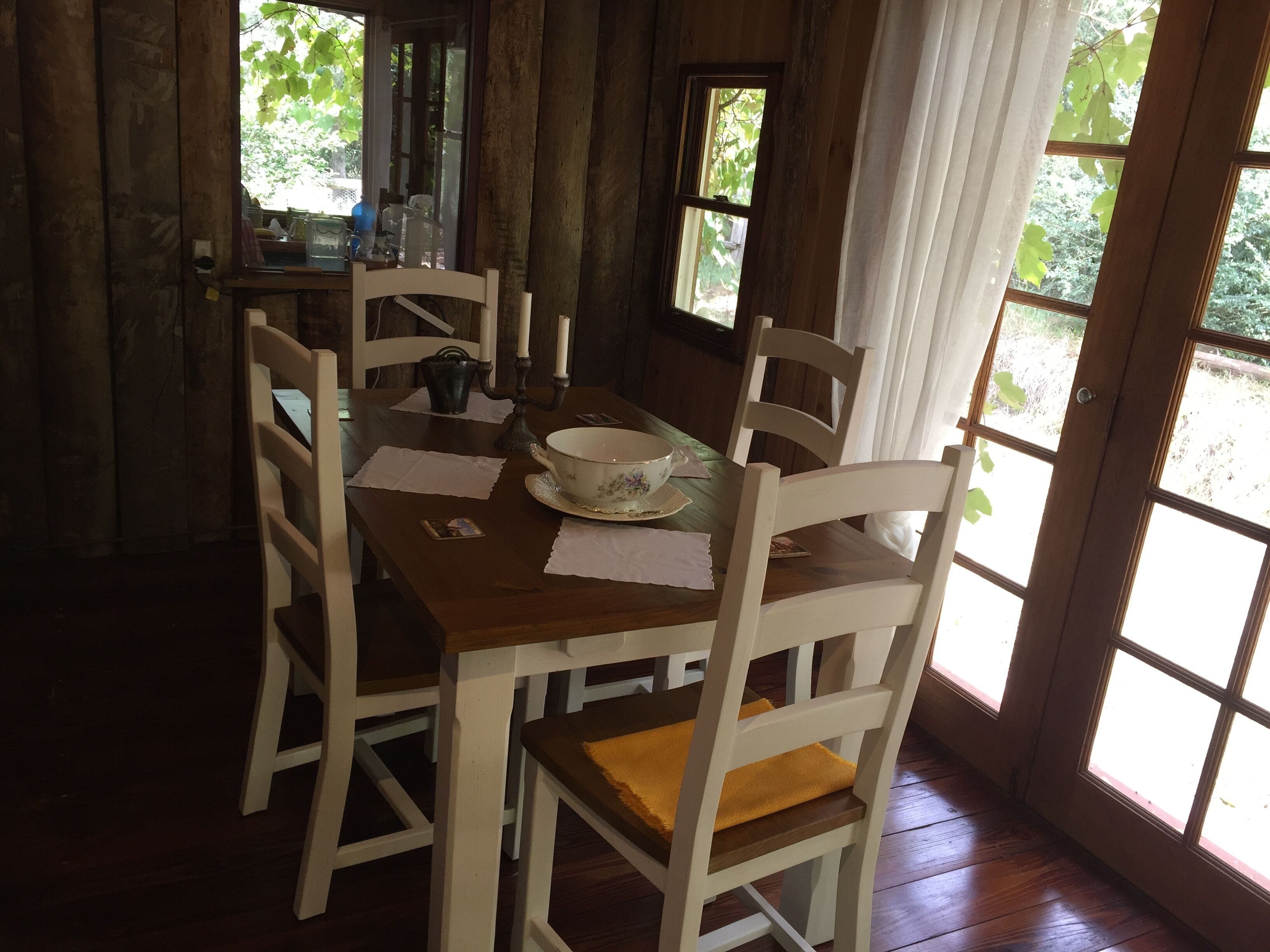 The Lodge - A Rustic Weekender in the Heart of Historic Wollombi — image 5