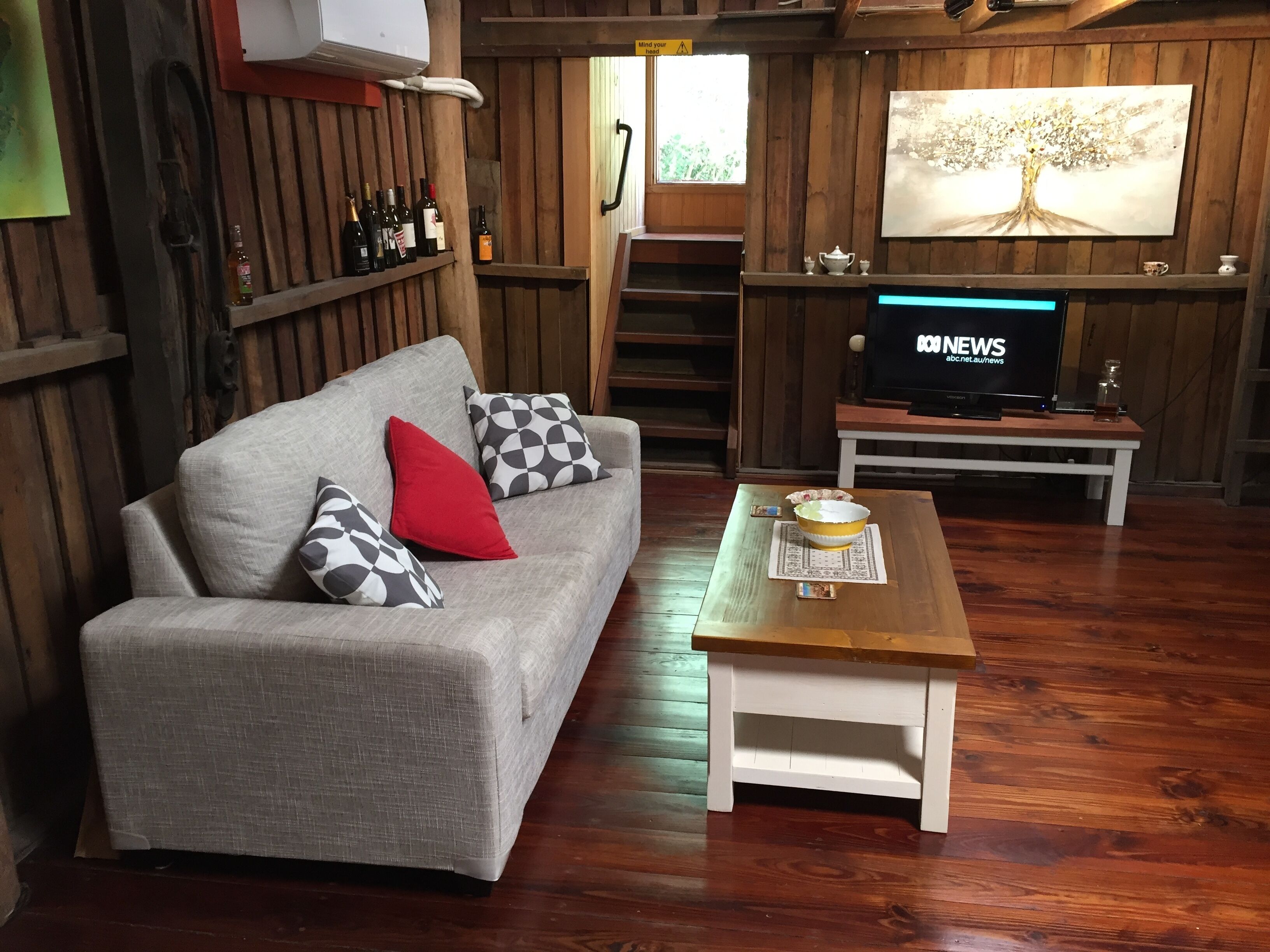 The Lodge - A Rustic Weekender in the Heart of Historic Wollombi — image 3