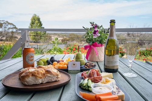 Morgan sur la rivière Murray avec une vue imprenable sur la rivière et les garrigues