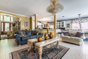 Smart TV, fireplace, DVD player, books