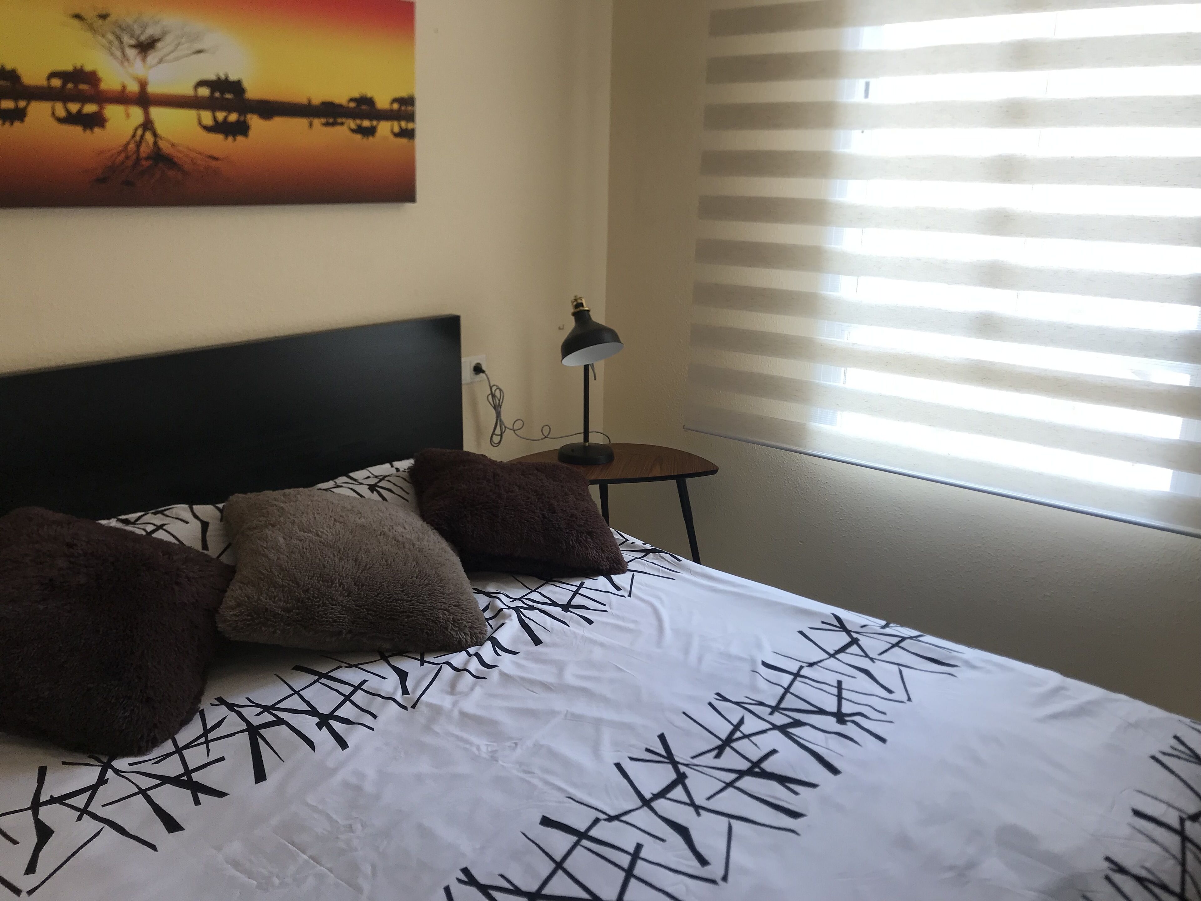 1 chambre, fer et planche à repasser, Wi-Fi, draps fournis