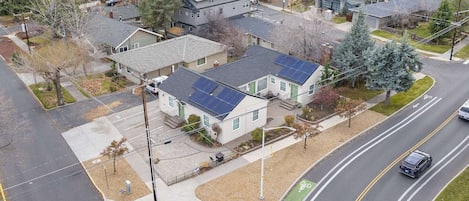 المنشأة من الخارج