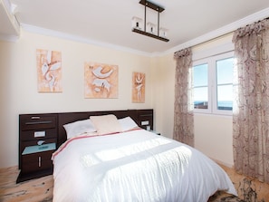 5 habitaciones, cuna de viaje y wifi gratis 