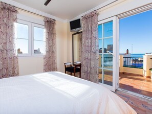 5 Schlafzimmer, Reisekinderbett, kostenloses WLAN