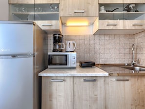 Microwave, dishwasher, freezer
