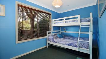3 bedrooms, iron/ironing board, travel cot, free WiFi