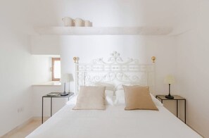 4 Schlafzimmer, Bügeleisen/Bügelbrett, WLAN, Bettwäsche