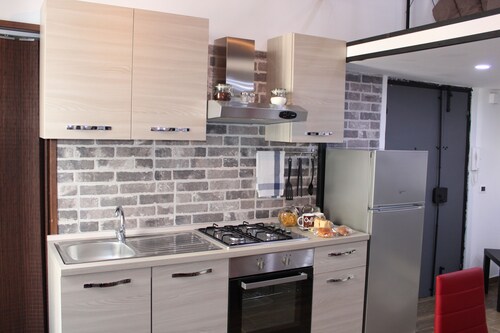 JordanAus Naples Center