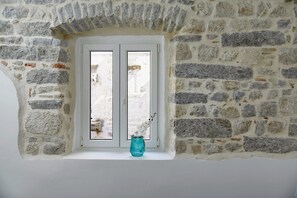 Interior detail - La Rocca❤️of UNESCO Medieval Kotor–Luxury 1BR in Heart of Restaurants & Cafés (Kotor)