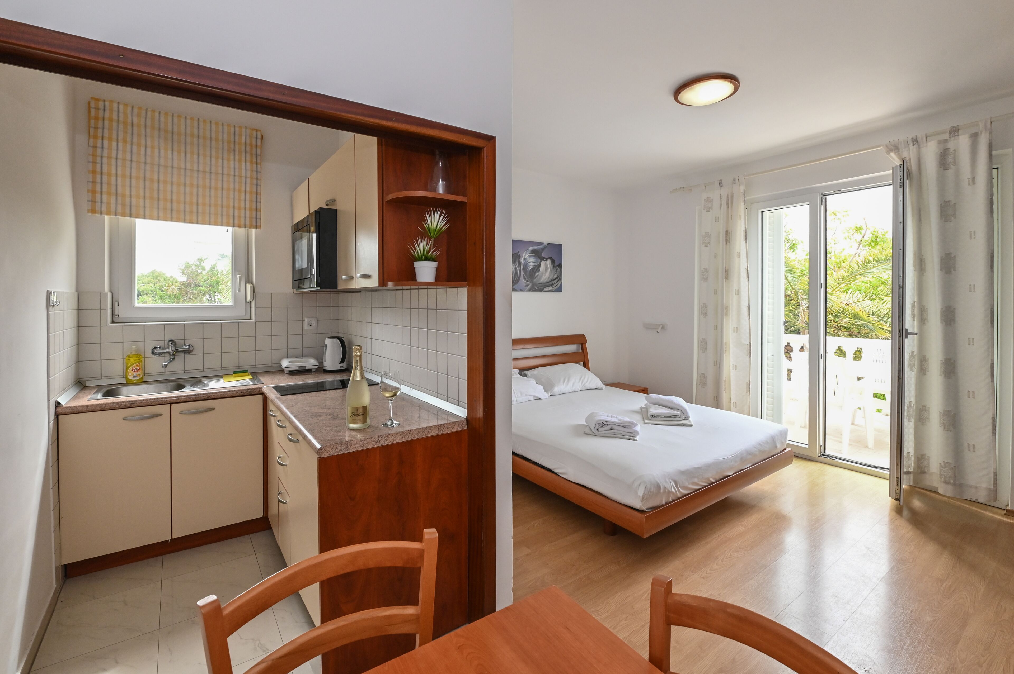 2 Schlafzimmer, Zimmersafe, Bügeleisen/Bügelbrett, kostenloses WLAN