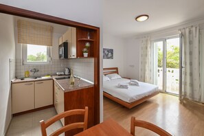 2 Schlafzimmer, Zimmersafe, Bügeleisen/Bügelbrett, kostenloses WLAN