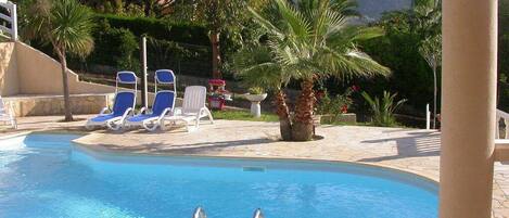 Piscine extérieure