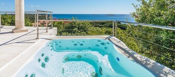 PORT CERVO • DESIGN AND COMFORT Villa pool and jacuzzi, beautiful view Pevero