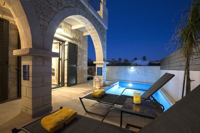 Villa Christy 150 meters from the beach with private pool and fireplace