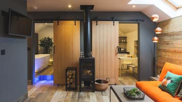 Smart TV, fireplace, foosball, table tennis