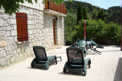 quiet house in the countryside