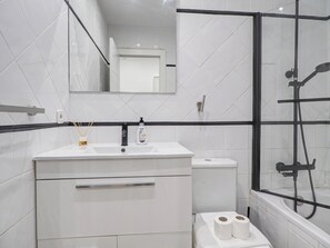 Hair dryer, towels