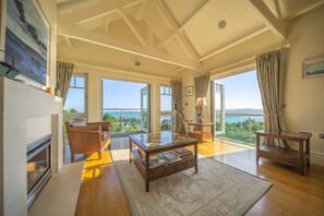 Interior - Wild Atlantic view, 5000sq ft in West Cork (Glandore)