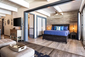 2 bedrooms, iron/ironing board, free WiFi, bed sheets - Fabulous Top Floor Penthouse with Two Bedroom Suites - Unit 413 (Kailua-Kona)