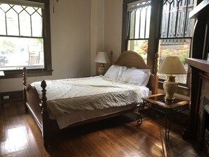 2 chambres, fer et planche à repasser, Wi-Fi gratuit, draps fournis
