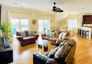 Smart TV, fireplace, video-game console, DVD player