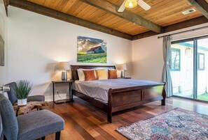 4 bedrooms, iron/ironing board, free WiFi, bed sheets